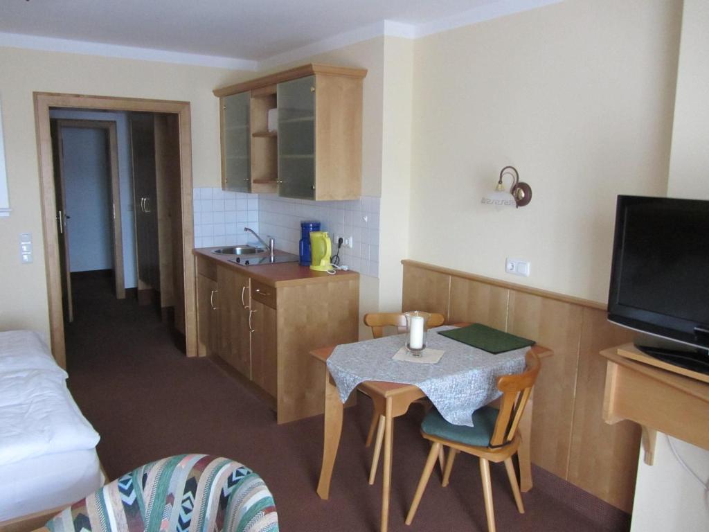 Pension Zur Alten Schmiede Zwiesel Zimmer foto